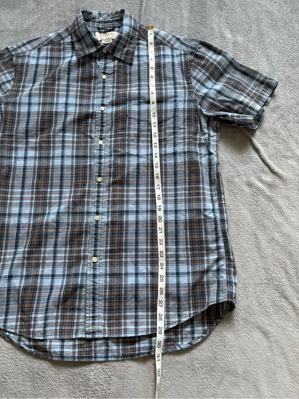 J.Crew Men’s Short Sleeve Blue Multicolor Plaid Button Up Shirt Size Medium Y2K